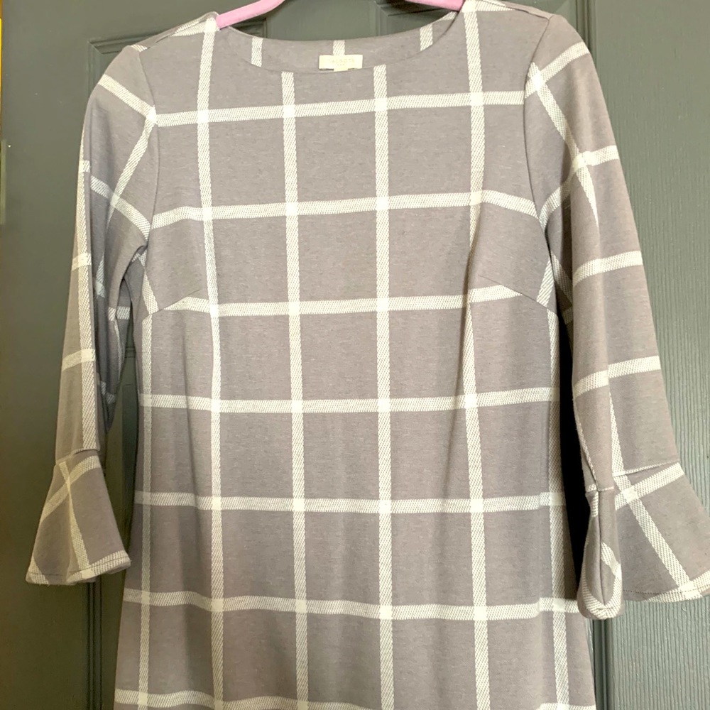 Tulip sleeve dress